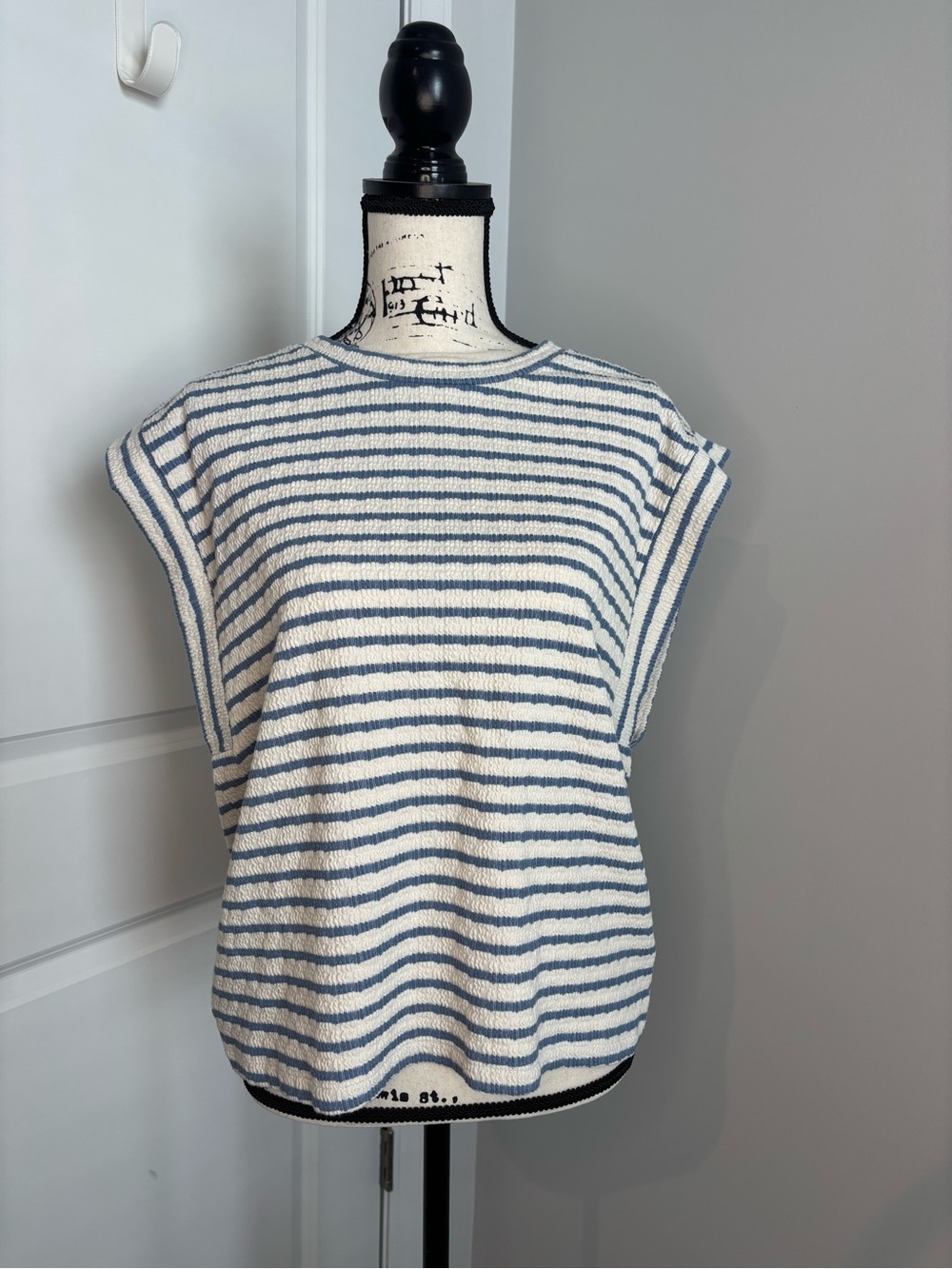 bobeau Blue & White Striped Sleeveless Knit Tank